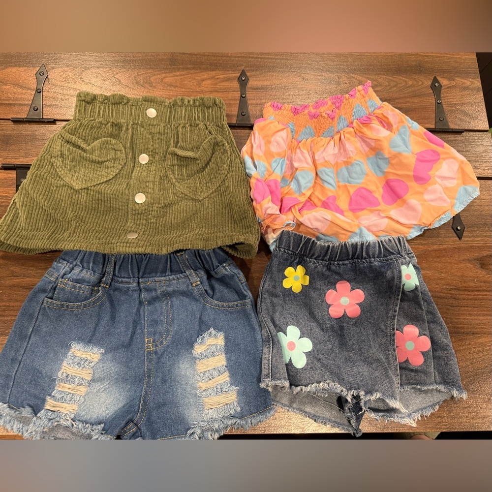 Girls 3/4 skirt and shorts bundle